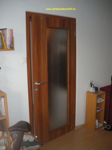 belteriajtok_beepitese6.jpg