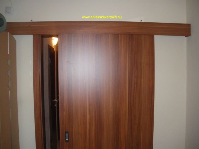 belteriajtok_beepitese9.jpg